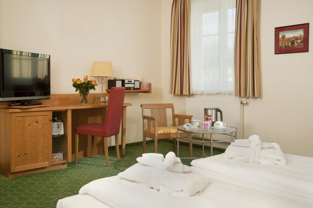 Hotel Althof Retz Room photo